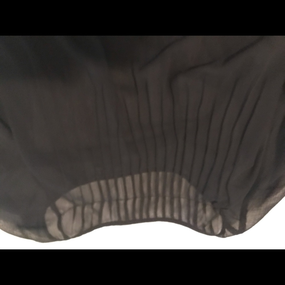 Blouse - Picture 2 of 3